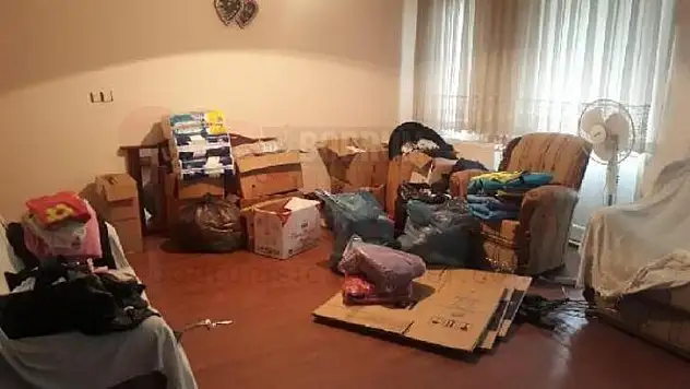 Belediye'ye Teslim Edilen Deprem Yardımları Personelin Evinden Çıktı