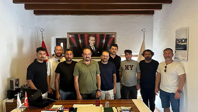 Berber Esnafından Oda Başkanı Başeymez'e Ziyaret