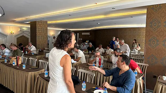 BESİAD geleneksel üye buluşmasında ekonomi konuşuldu!