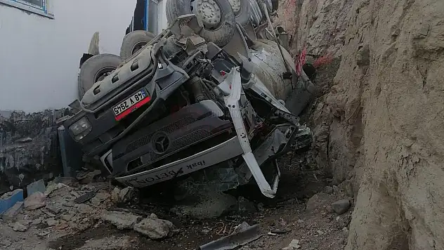 Beton Mikseri Kazasında 1 Kişi Yaralandı