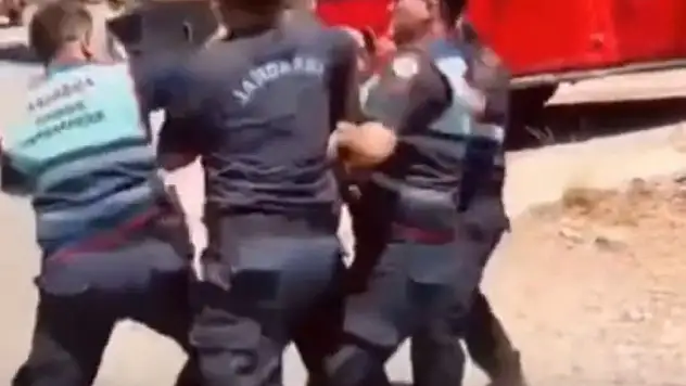 Bıçaklı saldırgan etkisiz hale getirildi !