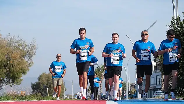 Bin adım bin umut Bodrum iyilik için koştu