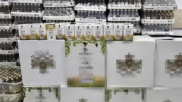 Binlerce Şişe Kaçak Alkol Yakalandı