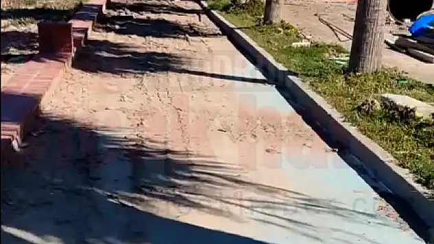 BİRİNİ YAPARKEN BİR DİĞERİNİ BOZUYORLAR