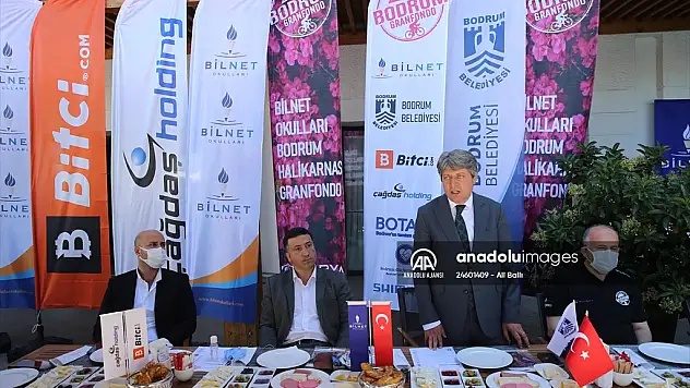 Bisiklette Bodrum Halikarnas Gran Fondo Uluslararası Yol Yarışı öncesi toplantı yapıldı