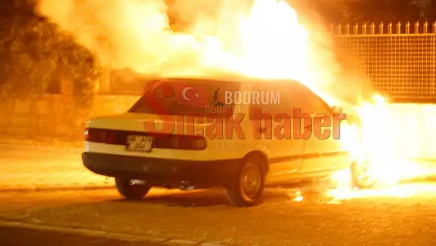 Bitez' de Park Halindeki Tüplü Araç Alev Alev Yanarken Korku Dolu Anlar Yaşandı!