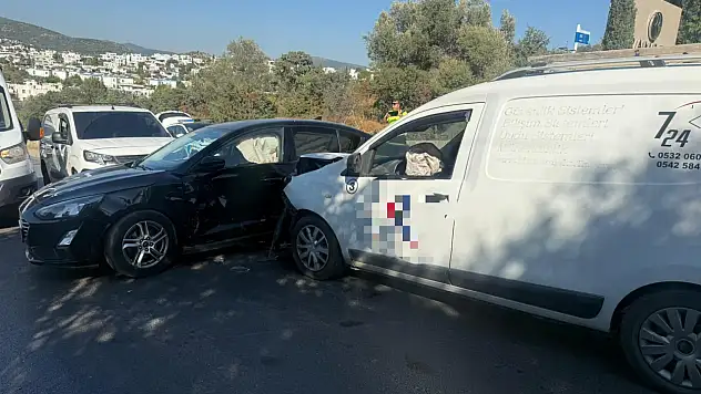 Bitez'de trafik kazası! 6 yaralı, 1 Kişi hastaneye kaldırıldı!