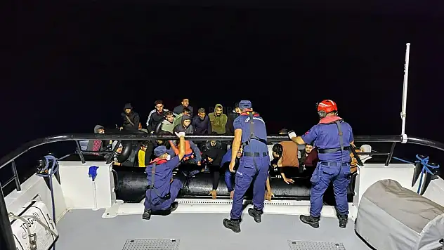 Bodrum 42 Düzensiz Göçmen Kurtarıldı, 29'u Yakalandı