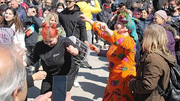 Bodrum 'Acı Ot Festivali' Renkli Görüntülerle Başladı