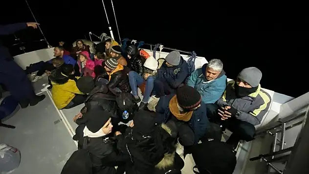 Bodrum Açıklarında 25 Düzensiz Göçmen Yakalandı...