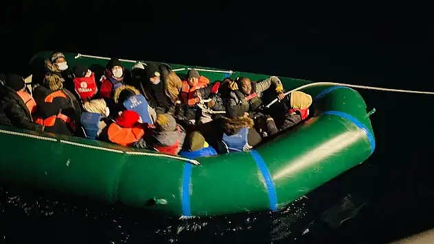 Bodrum açıklarında 33 düzensiz göçmen kurtarıldı...