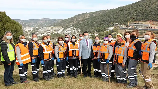 Bodrum Belediye Başkanı Aras, 1 Mayıs İşçiler Bayramını Kutladı