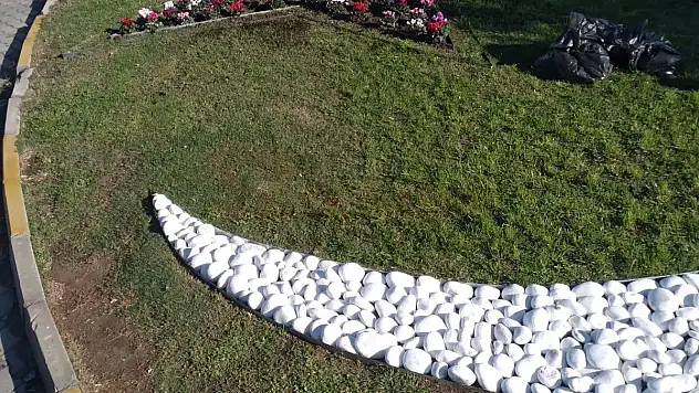 Bodrum Belediyesi Park Bahçeler Ekipleri Çalışmalara Devam Ediyor