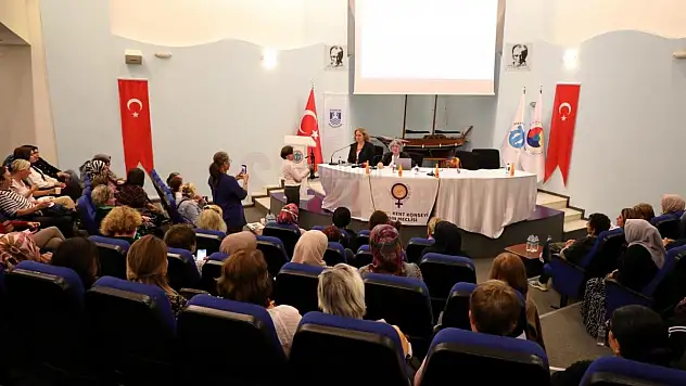 Bodrum Belediyesi'nden 'Siyaset Okulu'' Programı