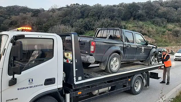 Bodrum Belediyesine Ait araç Ortakent Yolunda Kaza Yaptı