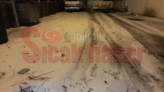 Bodrum Beyaza Büründü