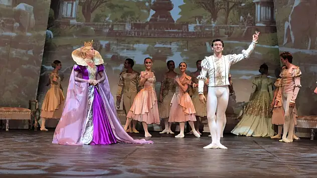 Bodrum'da bale festivali başladı, yerel basın yok sayıldı