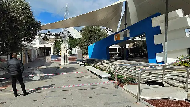 Bodrum'da bir AVM'de müşteriler tahliye edildi