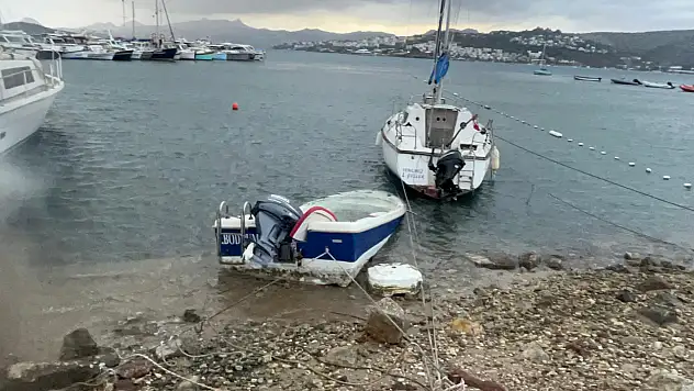 Bodrum'da fırtına etkisini gösterdi
