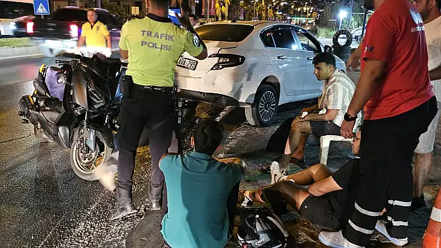 Bodrum'da trafik kazası: iki motosiklet sürücüsü ve yolcusu yaralandı