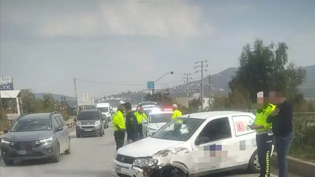 Bodrum-Milas yolunda trafik kazası bir yaralı