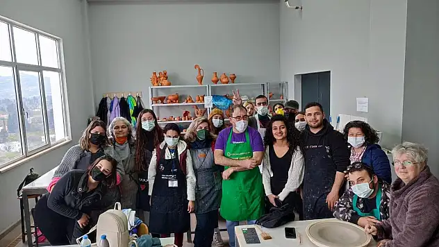 Bodrum Sağlık Vakfı Öğrencilerine, Sigrafitto Çalıştayı Düzenlendi