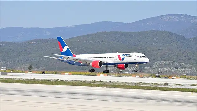 Bodrum, sezonun ilk dış hat uçuşunu karşıladı