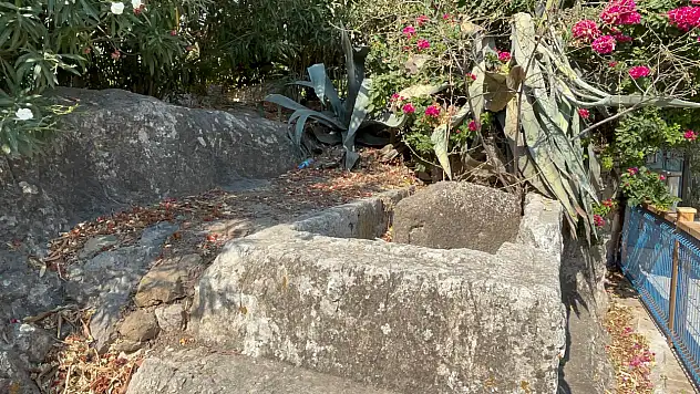 Bodrum tarihine sahip çık! Kaya mezarları saygı bekliyor