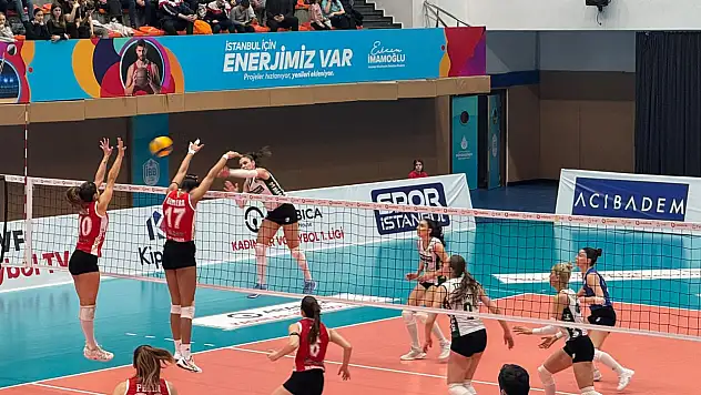 Bodrum'un incileri İstanbul'da 5 setlik mücadelede mağlup oldu