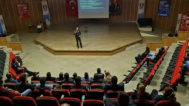 Bodrum Zabıtası Motosikletli Ekiplere Güvenli Sürüş Eğitimi Veriliyor