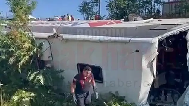 Bodrum'a Seyahat Eden Yolcu Otobüsü Devrildi, Kazada 6 Kişi Öldü 25 Kişi Yaralandı