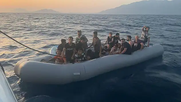 Bodrum'da 12'si Çocuk 27 Düzensiz Göçmen Kurtarıldı