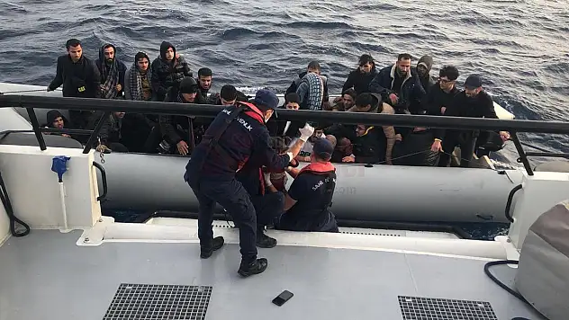 Bodrum'da 29 Düzensiz Göçmen Kurtarıldı, 35'i Yakalandı