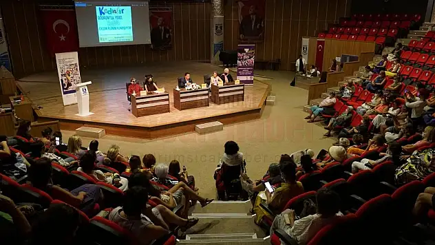 BODRUM'DA 3. KADIN BULUŞMASI GERÇEKLEŞTİ