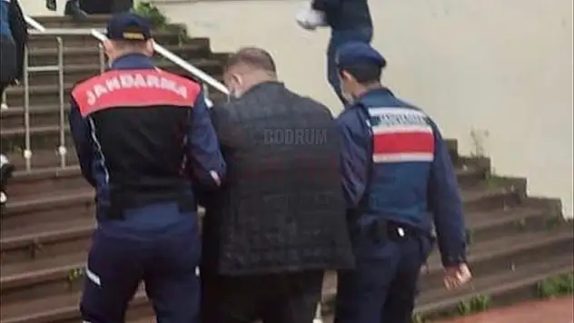 Bodrum'da Çok Sayıda Suçtan Aranan iki Kişi Yakalandı