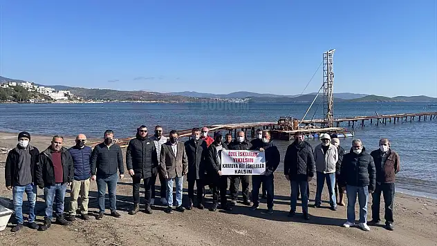 Bodrum'da denizciler elli yıldır kullanılan iskelenin yıkılmasını istemiyor