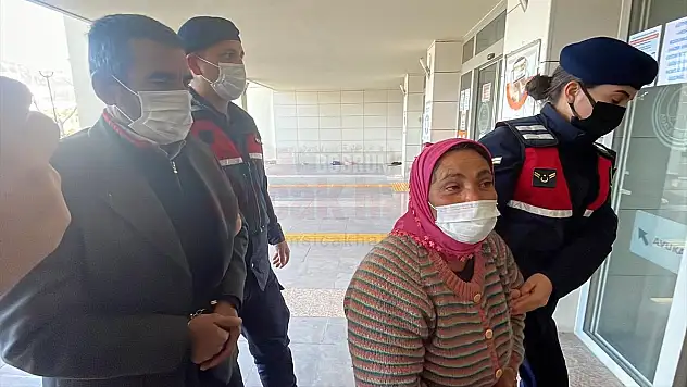 Bodrum'da Genç Kızın Ölümüyle İlgili Gözaltına Alınan Anne ve Baba Adliyede