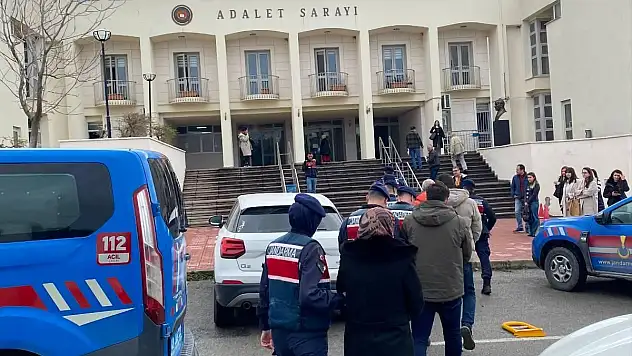 Bodrum'da Göçmen Kaçakçılığı Operasyonu: 3 Kişi Tutuklandı