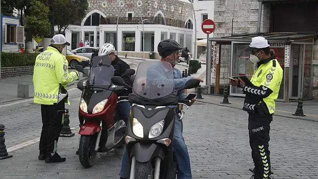 Bodrumda İlçe Emniyet Müdürlüğü Trafik Ekiplerince Denetim Yapıldı