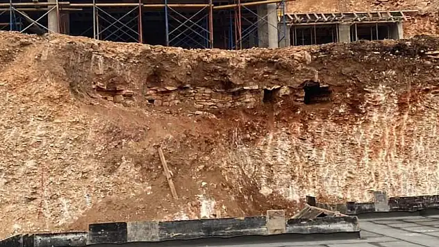 Bodrum'da İnşaatlar Antik Mezarlar Üzerine Yapılıyor