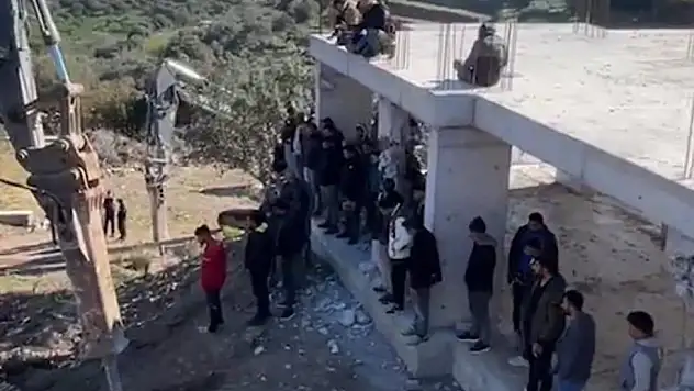 Bodrum'da Kaçak Yapı Yıkımına Direniş