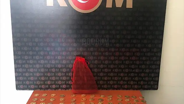 Bodrum'da kaçakçılık operasyonunda 143 tarihi sikke ele geçirildi