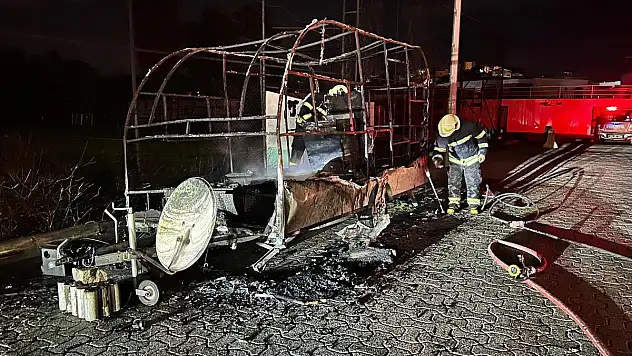 Bodrum'da Karavanda Yangın: Bir Kişi Yaralandı, Karavan Küle Döndü
