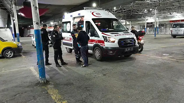 BODRUM'DA KAVGA: 2 KİŞİ KESİCİ ALETLE YARALANDI