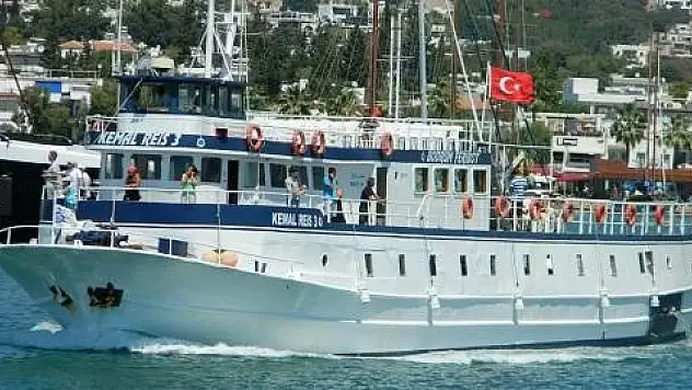 Bodrum'da Kuvvetli Rüzgar Etkisini Gösterdi: Seferler İptal Edildi
