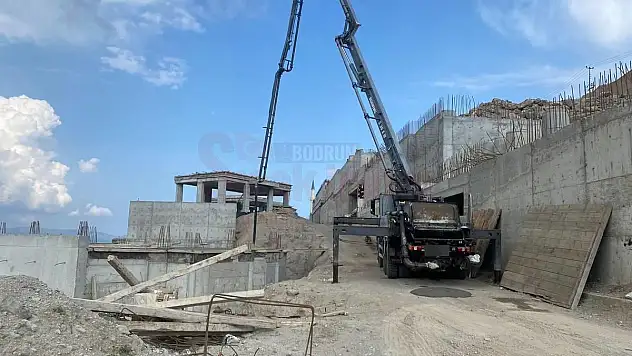 Bodrum'da Özel İzinle İnşaatlar Devam Ediyor