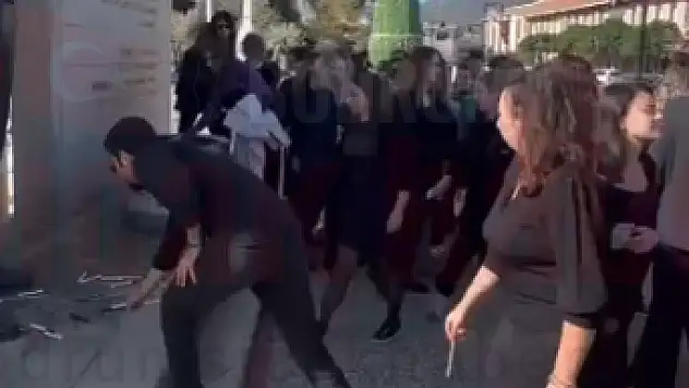 Bodrum'da Özel Kolejde Çalışan Öğretmenler Kalem Bıraktı