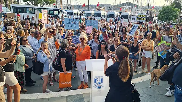 Bodrum'da Sokak Canları İçin Eylem Yaptılar