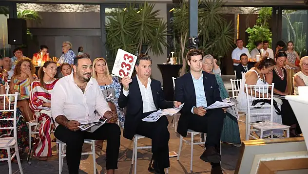 Bodrum'da Sokak Hayvanları İçin Anlamlı Müzayede