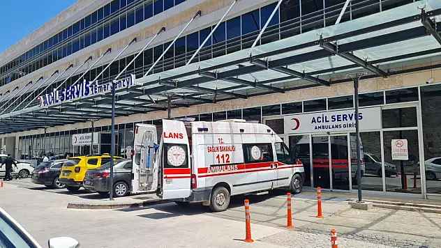 Bodrum'da Süpermarket Çalışanları Gıda Zehirlenmesinden Hastanelik Oldu